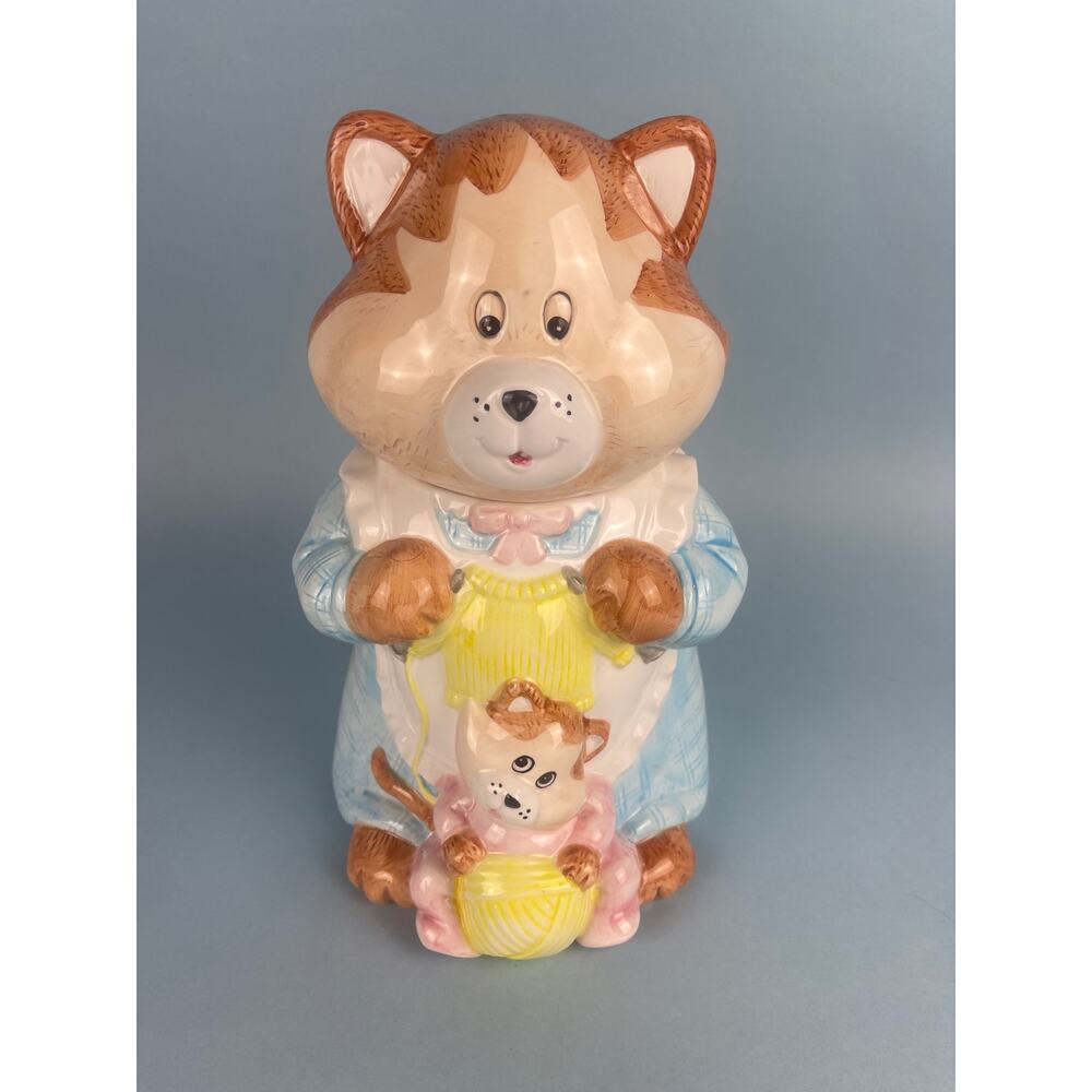 Mother Mama Cat with Kitten Cookie Jar Kitschy Anthropomorphic